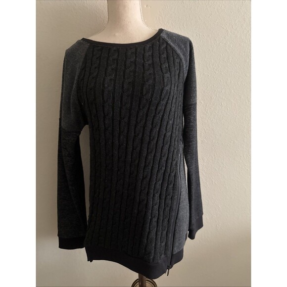 Sanctuary Women’s Medium Gray Sweater With Great Zip Detail - Picture 1 of 7